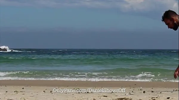 大きなNudist Beach - Naked outdoorトップクリップ