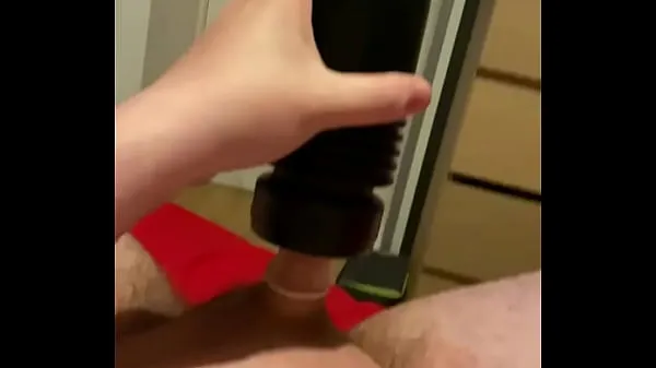 Gros Wanking my hard cock whilst showing my fat body off meilleurs clips
