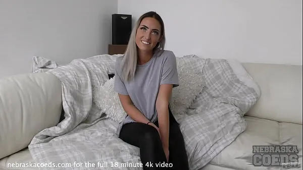 مقاطع hot dirty blonde does her first time ever video on white casting couch العلوية الكبيرة