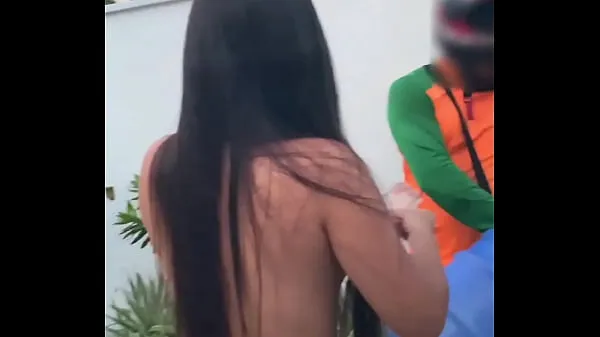 بڑے Naughty wife received the water delivery boy totally naked at her door Pipa Beach (RN) Luana Kazaki ٹاپ کلپس