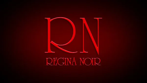 Big Regina Noir Dance on the bed Striptease in hotel. Hotel maid top Clips
