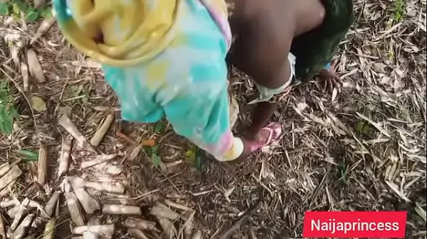 Duże COMING BACK FROM AMERICA BLACK TEEN WALK THE LONG WAY THROUGH THE STREAM TO FUCK HER LONG TIME VILLAGE LOVER IN THE BUSH-Naijaprincess najlepsze klipy