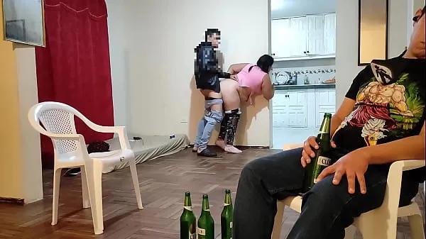 I go to my best friend's house to watch the Soccer GAME He gets very I give his wife some massages and we end up fucking He has a very BIG ASS is a good whore Clip hàng đầu lớn