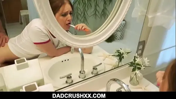 Stora Step Daughter Brushing Teeth Fuck toppklipp