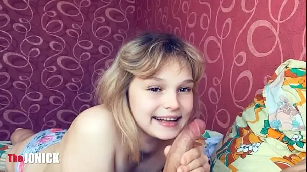 Veliki Naughty Stepdaughter gives blowjob to her / cum in mouth najboljši posnetki