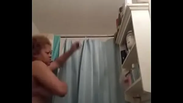 Big Real grandson records his real grandmother in shower top Clips
