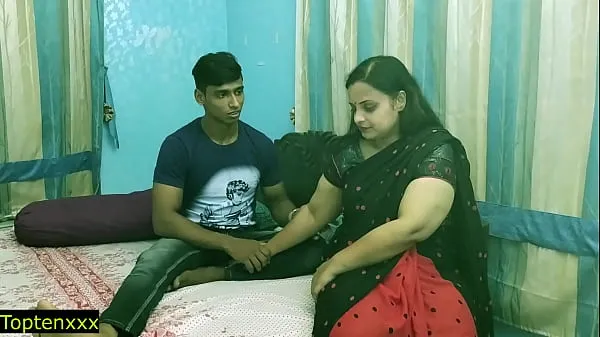 Indian teen boy fucking his sexy hot bhabhi secretly at home !! Best indian teen sex Klip teratas besar