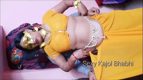 Büyük hot Indian milf step mom fucking with her step son when his step father go to market en iyi Klipler