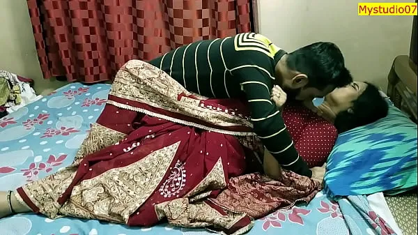 Suuret Indian xxx milf bhabhi real sex with husband close friend! Clear hindi audio huippuleikkeet