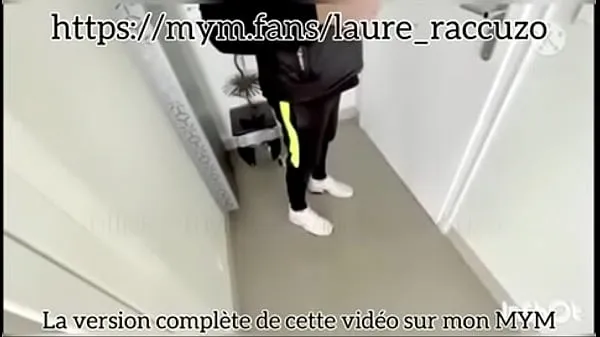 Veľké REAL PORN - A young French slut empties the pizza delivery guy's balls najlepšie klipy