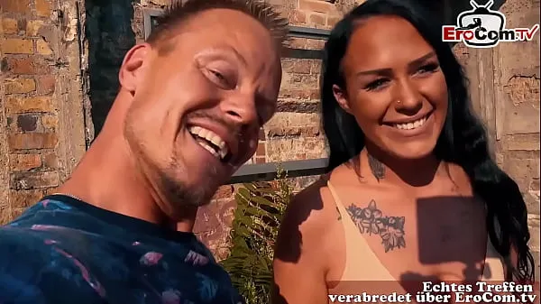 Velké German Latina with big tits pick up at the street nejlepší klipy
