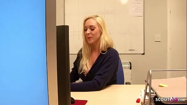 Big HOT TEEN SECRETARY VICTORIA SEDUCE CO-WORKER TO FUCK IN OFFICE top Clips