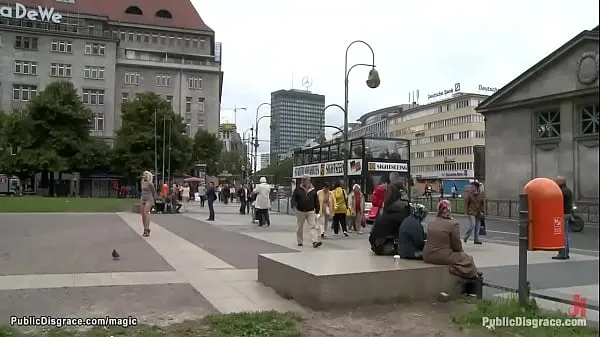 Suuret German blonde group public banged huippuleikkeet