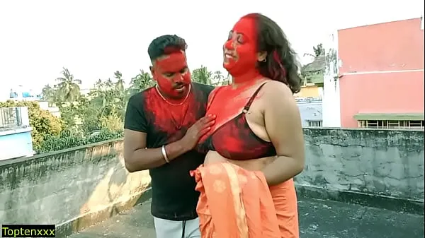 큰 Lucky 18yrs Tamil boy hardcore sex with two Milf Bhabhi!! Best amateur threesome sex 인기 클립