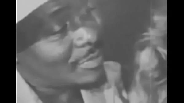 Old Video BBC Interracial Woman Vintage Delivery Klip teratas besar