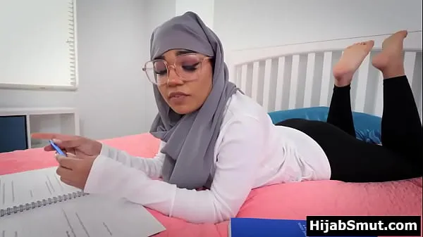Cute muslim teen fucked by her classmate Klip teratas Besar