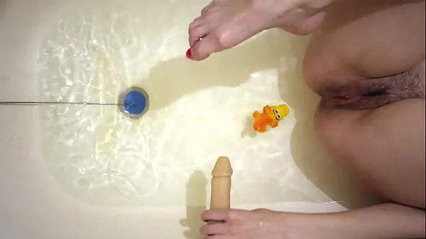 Veliki Sexy legs in the bath, foodjob and handjob najboljši posnetki