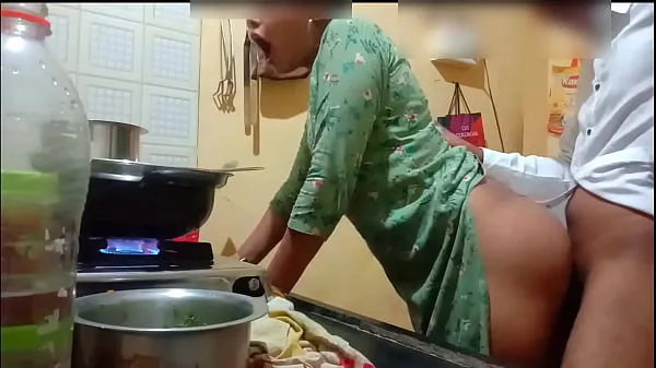 Indian sexy wife got fucked while cooking Klip teratas Besar