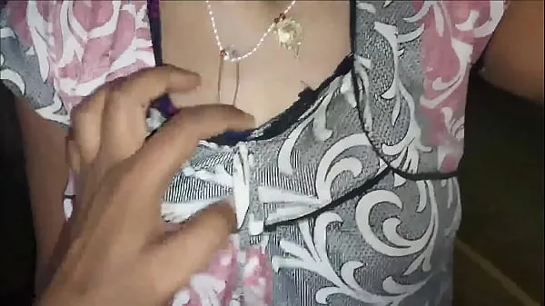 After putting the to sleep, the little step daughter came to press the feet of her step brother, having fun! porn porn in hindi Clip hàng đầu lớn