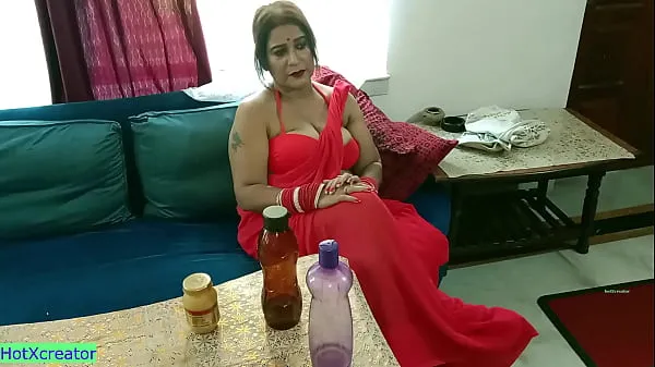 Stora Indian hot beautiful madam enjoying real hardcore sex! Best Viral sex toppklipp