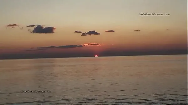 Store Russian couples fuck by the sea at sunset topklip
