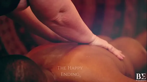 Promo GILF Interracial Massage Avalon Drake Chris Cardio Blush Erotica Clip hàng đầu lớn