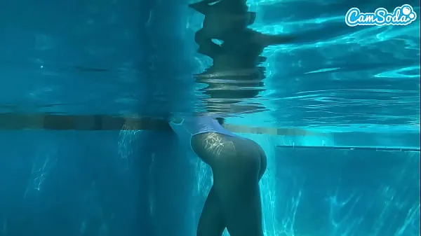 Μεγάλα Underwater Sex Amateur Teen Crushed By BBC Big Black Dick κορυφαία κλιπ