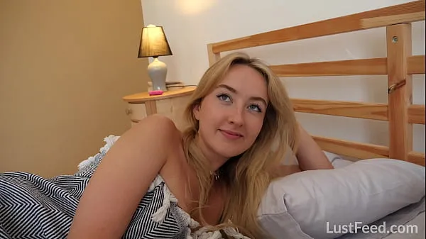 Veľké Incredible blonde teen Ann Joy really knows how to fuck in this homemade sex tape najlepšie klipy