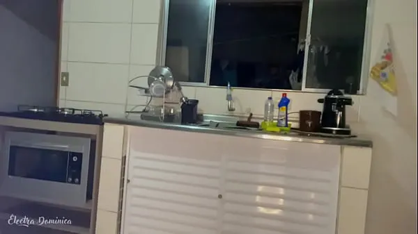 بڑے This maid cleans my house with that delicious ass, I can't stop looking, I'm excited ٹاپ کلپس
