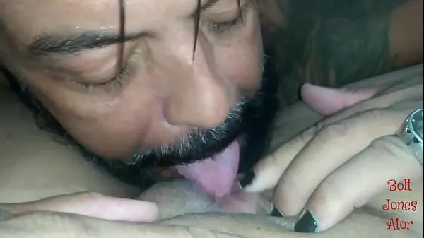 Chubby getting a suck on the pussy and taking it in the ass Klip teratas besar