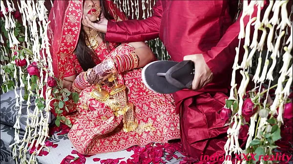 Nagy Indian marriage honeymoon XXX in hindi legjobb klipek