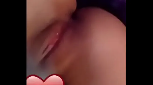 Veliki Beautiful pulsating pussy leaked on the net najboljši posnetki