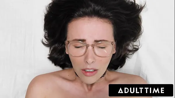 Veľké ADULT TIME - How Women Orgasm With Casey Calvert najlepšie klipy