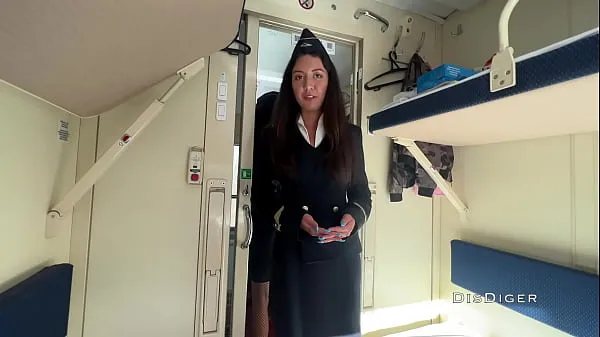 Μεγάλα Seduced the conductor on the train and fucked while she had a break κορυφαία κλιπ