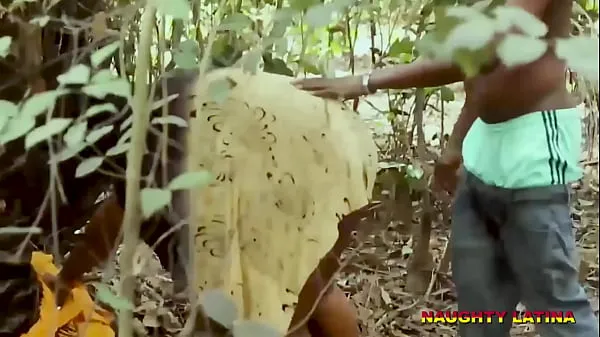 Velké BBW BIG BOOBS AFRICAN CHEATING WIFE FUCK VILLAGE FARMER IN THE BUSH - 4K HAEDCORE DOGGY SEX STYLE nejlepší klipy