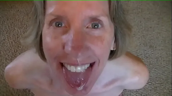 Nagy MILF Wife Kelly eats cum and says thank you will swallowing huge load legjobb klipek