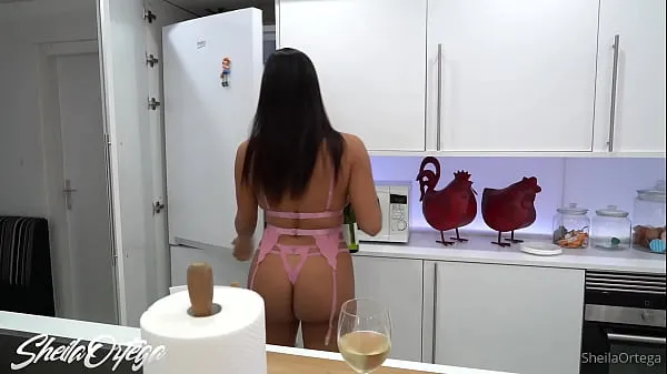 Nagy Big boobs latina Sheila Ortega doing blowjob with real BBC cock on the kitchen legjobb klipek