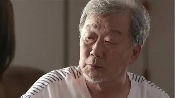 大Old man fucks cute girl Korean movie顶级剪辑