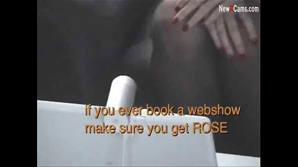Stora English Slut Rose Tells You How to Wank On a Cam Show toppklipp