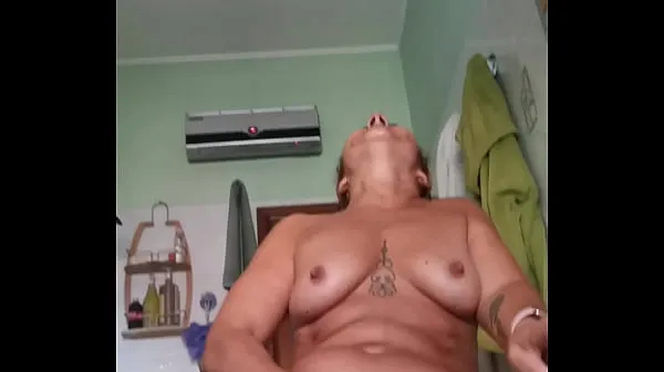 Big I masturbate my clit and then give a hot blowjob that fills my mouth with cum top Clips