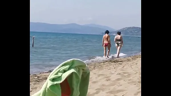 Big Exhibitionism on the beach handjobs blowjobs top Clips