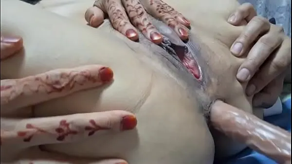 大Pakistani husband sucking and play with dildo with nasreen anal and pussy顶级剪辑