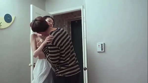 Grandes Chinese stepmom engages in secret sex with her stepson in bed principais clipes