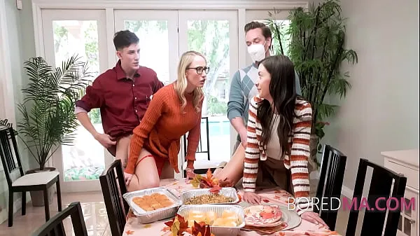 Velké Free Use Thanksgiving Family Dinner- Crystal Clark, Natalie Brooks nejlepší klipy