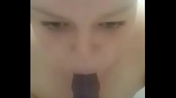 Große Sucking my favourite dildoTop-Clips