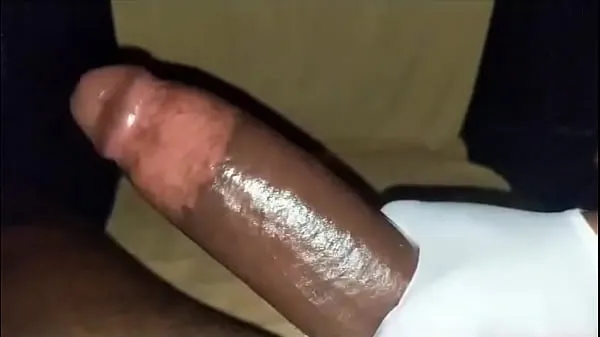 Grote Tysonsbigblackcock - HUGE thick black dick stroking close up about to cum! - VID-20231115-WA0003 - Jan 06, 2024 topclips