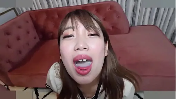 Big breasted married woman, Japanese beauty. She gives a blowjob and cums in her mouth and drinks the cum. Uncensored Klip teratas Besar