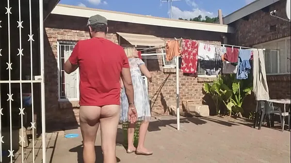 Outdoor fucking while taking off the laundry Klip teratas Besar