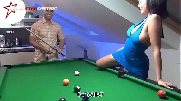 Veľké Wild sex on the pool table najlepšie klipy