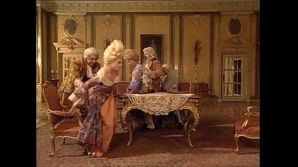 Büyük Laura Angel as XVIII century slut, amazing hot orgy en iyi Klipler